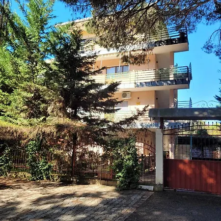 Apartament Papillon D'albanie
