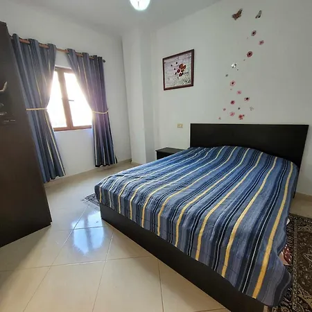 Papillon D'albanie Apartment *