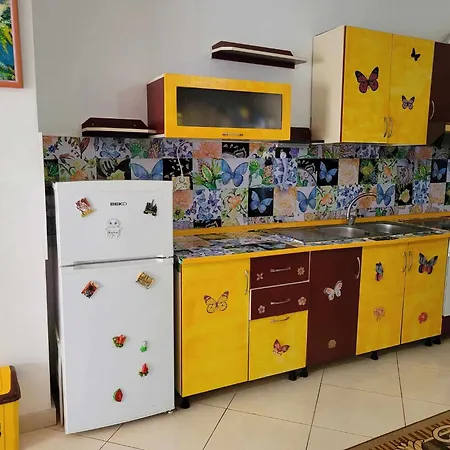 Papillon D'albanie Apartment